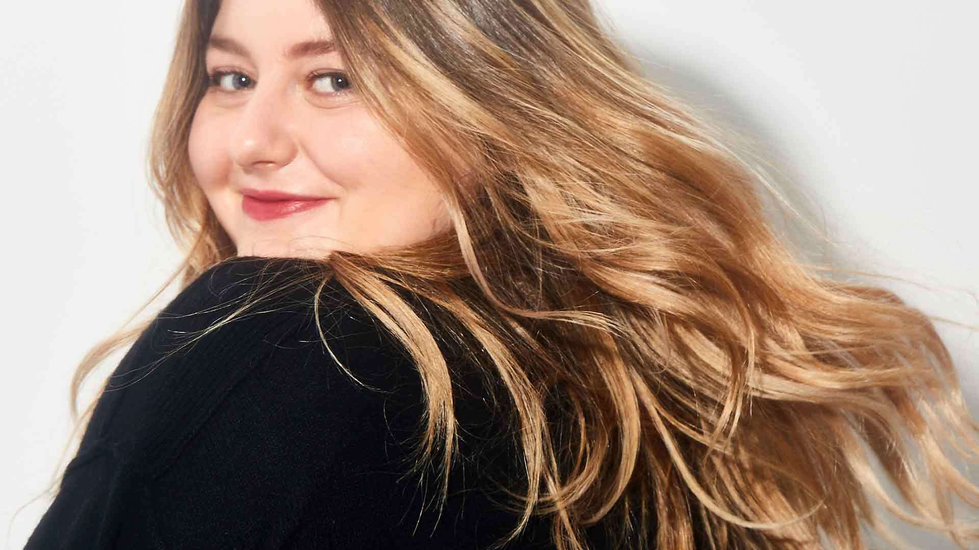 How To Dye Your Hair Blonde At Home - L'Oréal Paris