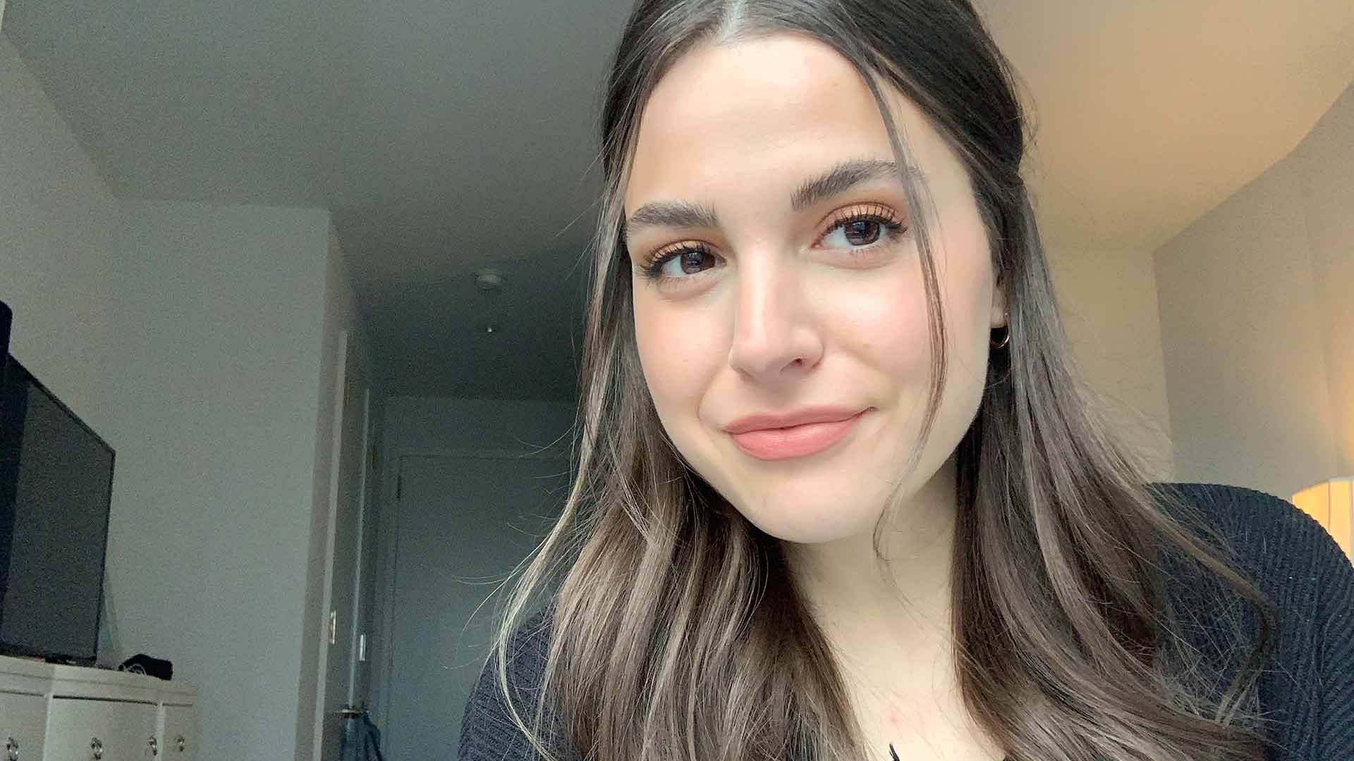Embrace the Middle Part Trend with These 8 Hairstyles - L'Oréal Paris Embrace the Middle Part Trend with These 8 Hairstyles - L'Oréal Paris