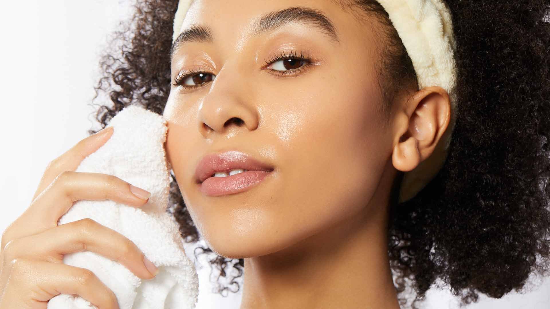 Cold Vs Hot Water For Your Skin Hero Bmag