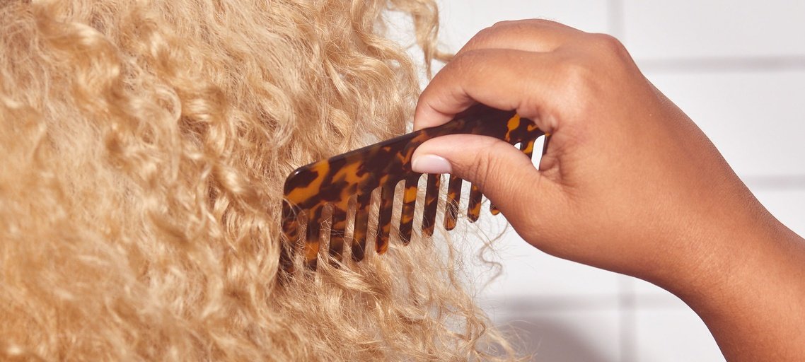 Ways To Prevent Hair Breakage