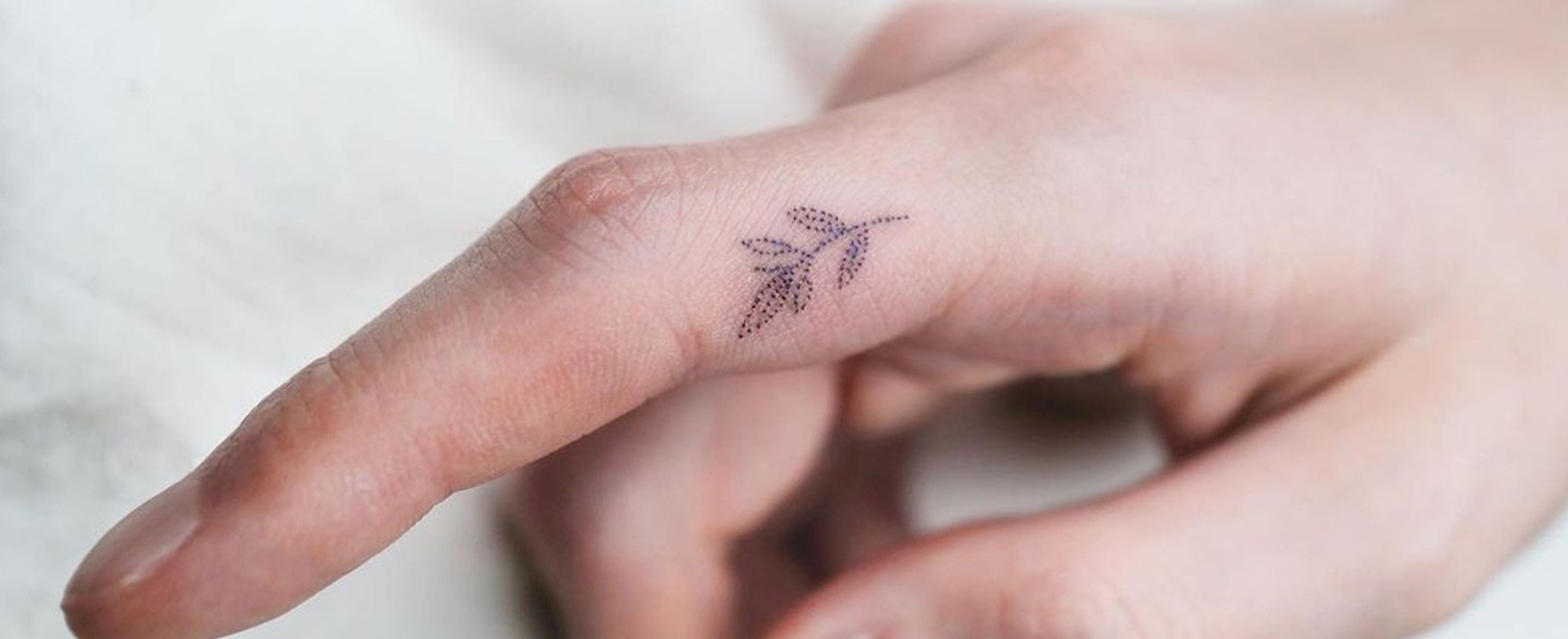 Inside Finger Tattoos: Risks & Tips