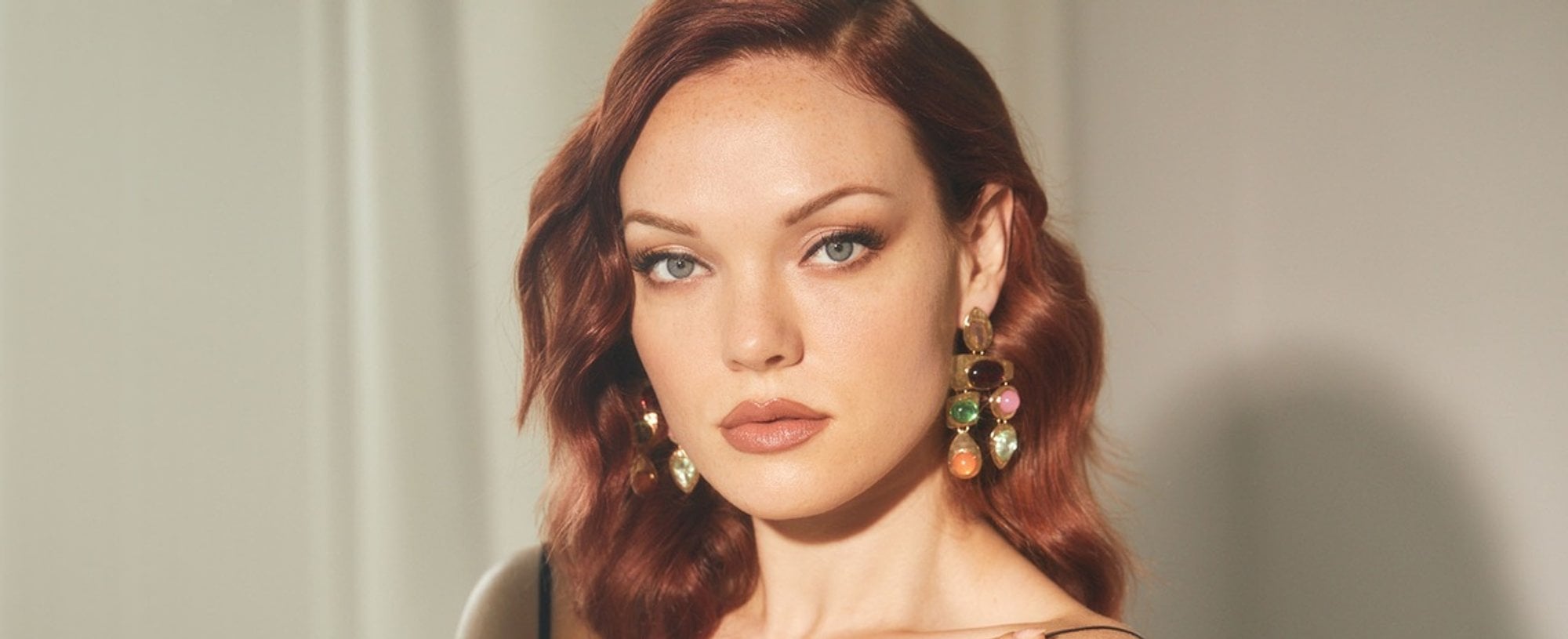 Old Hollywood Waves