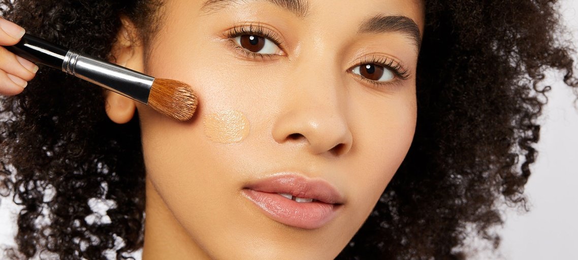 to Fix Cakey Makeup Paris