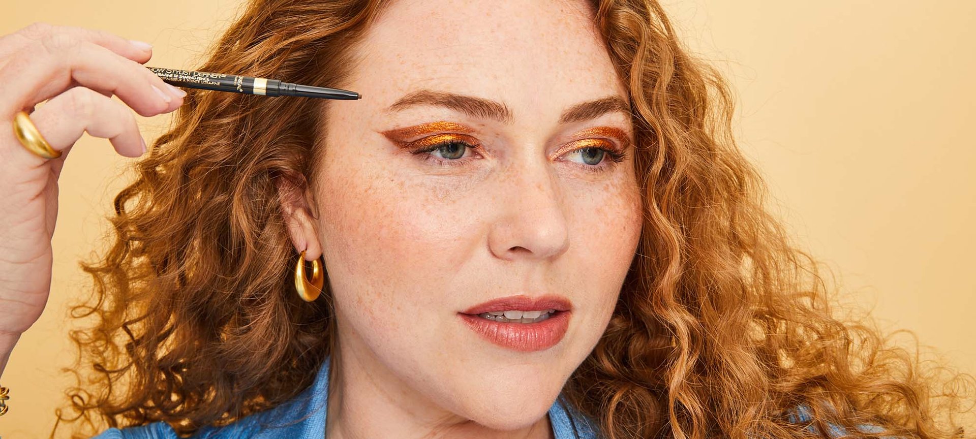 Lightening Your Eyebrows With Makeup