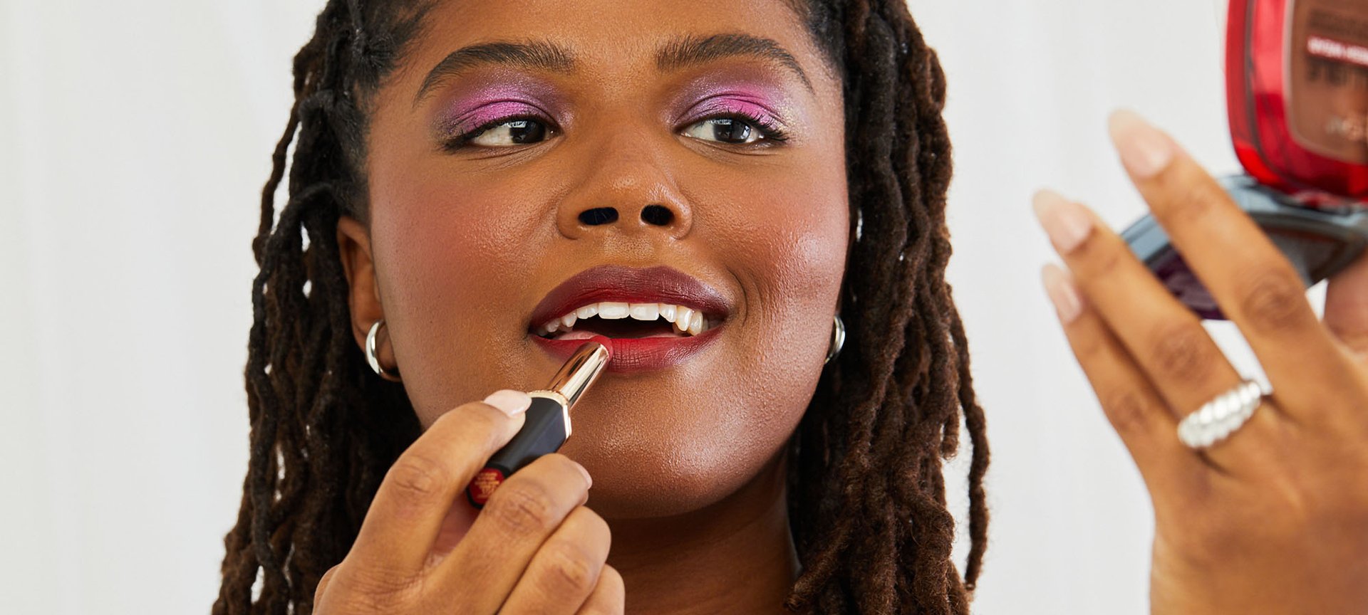 Læs Adskillelse Berolige The Best Dark Red Lipsticks and How to Wear Them - L'Oréal Paris