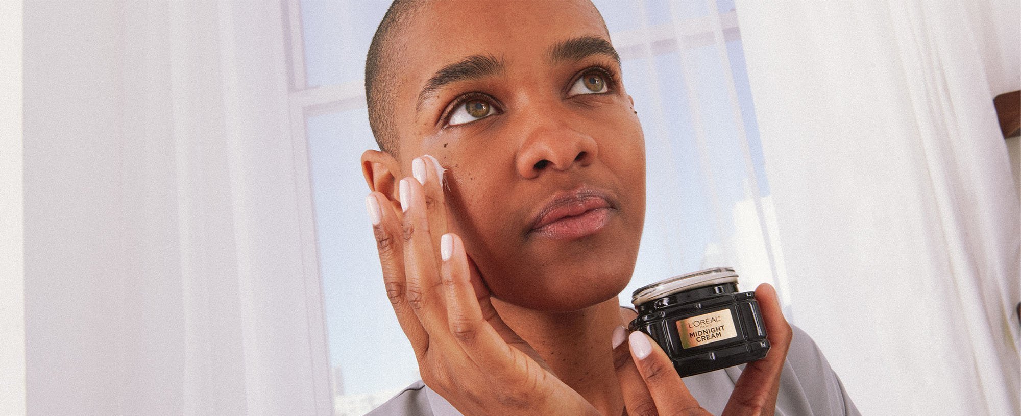 How To Apply Moisturizer