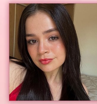Strawberry Girl Makeup Look