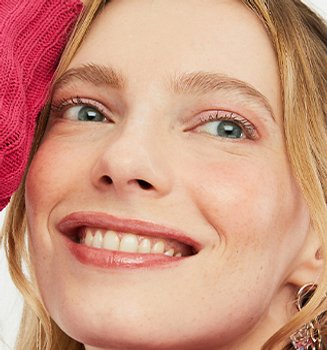 Banner Best Makeup Trends For Spring Mobile