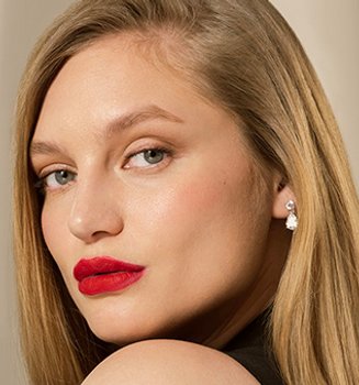 Banner How To Do Old Hollywood Glam Makeup Mobile