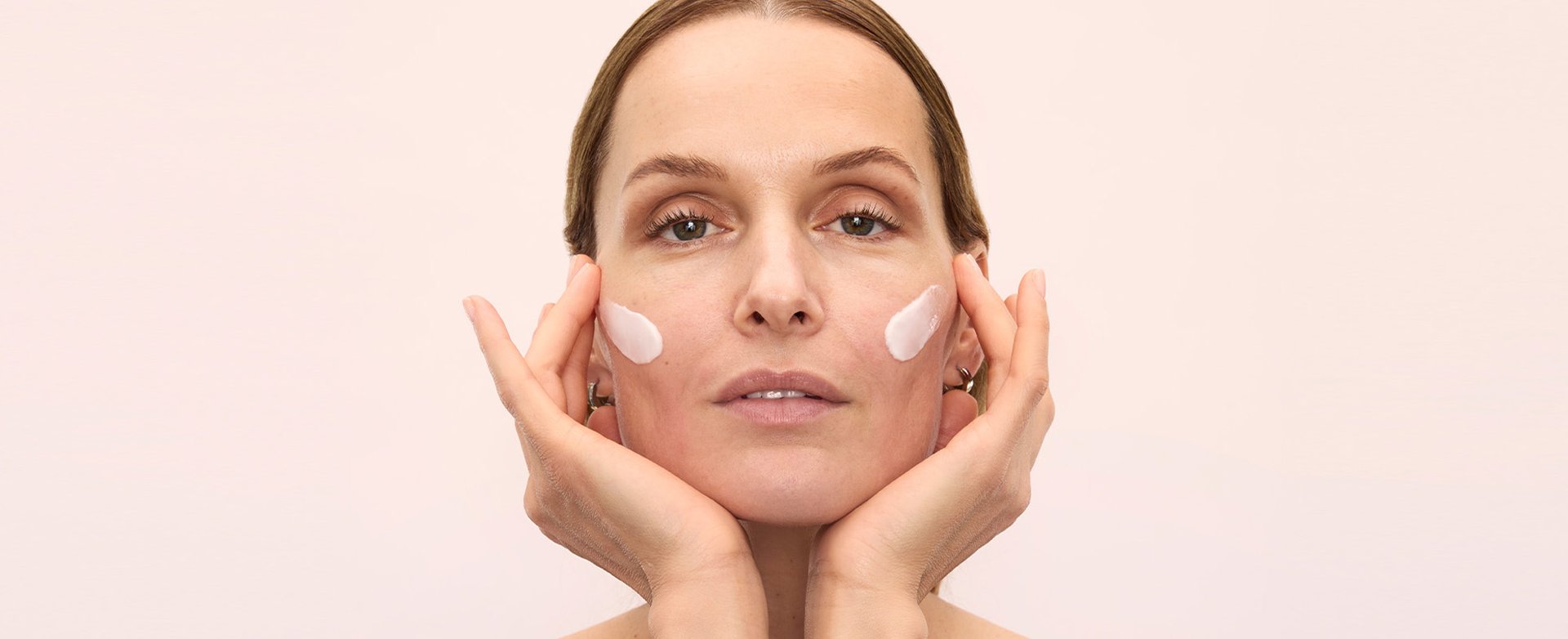 Banner-skin-peeling-on-face-desktop