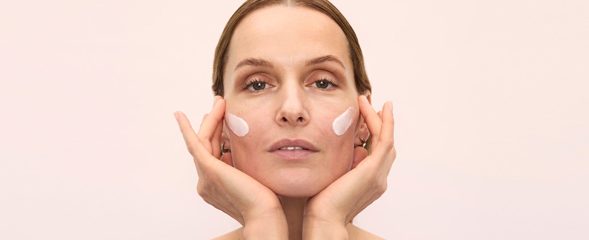 Banner-skin-peeling-on-face-desktop