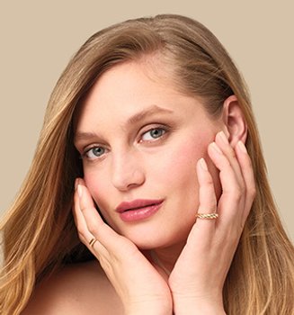 Banner-how-to-remove-gel-extensions-at-home-Mobile