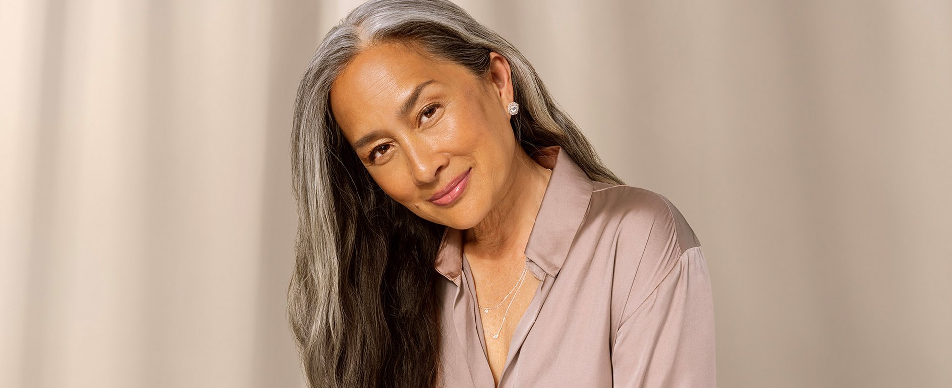 Banner-plucking-gray-hairs-Desktop