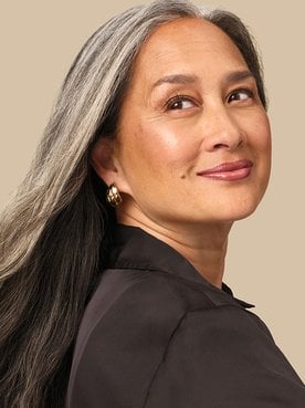 Banner-transitioning-to-gray-hair-Desktop