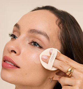Header-how-to-apply-foundation-on-the-go-mobile