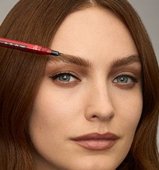 Banner-complete-guide-to-eyebrow-makeup-mobile