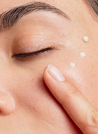 Banner-3-anti-sagging-skin-care-products-to-try-mobile