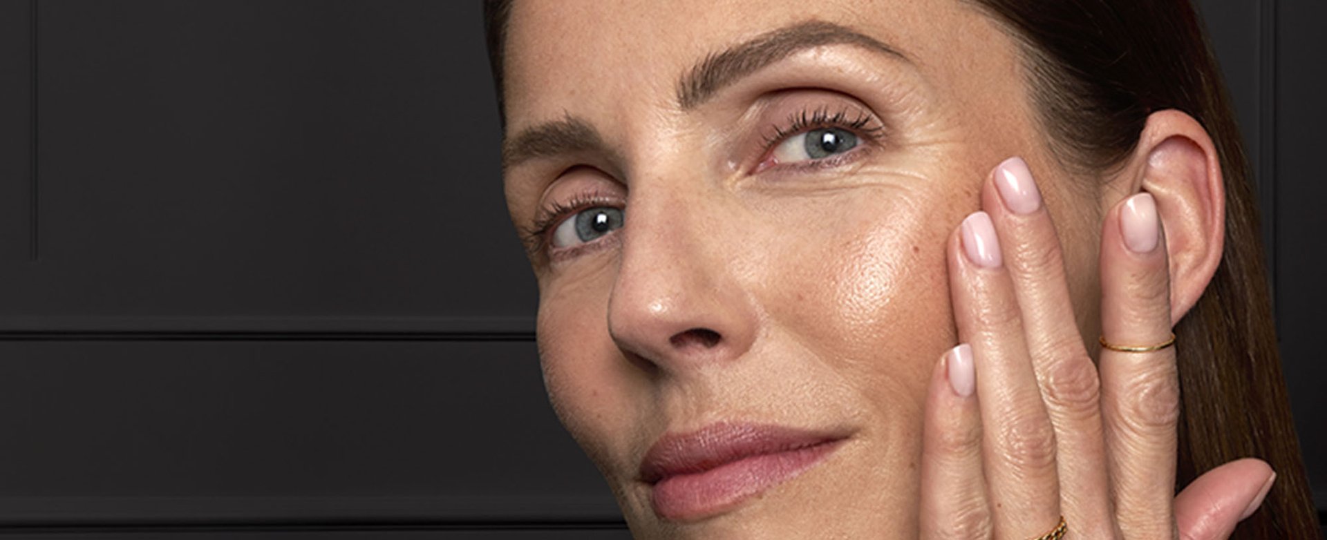 Banner-dry-skin-around-and-under-eyes-desktop