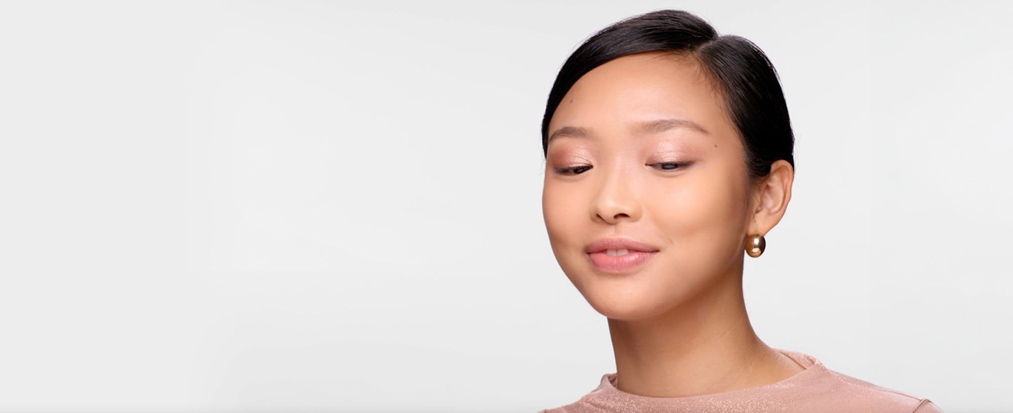 Header-beginners-eye-shadow-tutorial-desktop