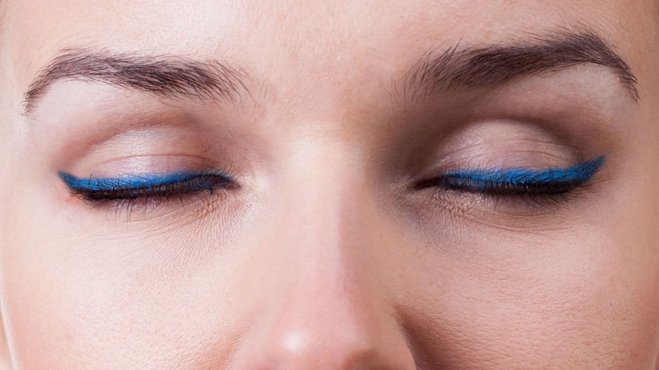 Loreal Paris BMAG Article Our Best Blue Eyeliners D