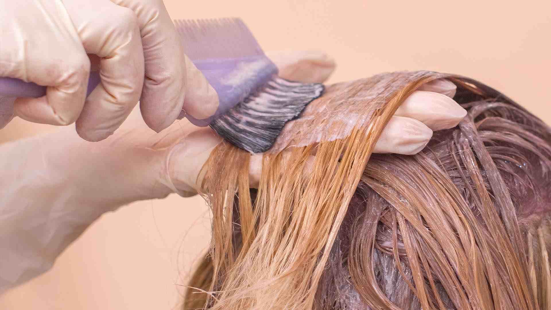 Can You Dye Wet Hair Everything You Need To Know L Oreal Paris