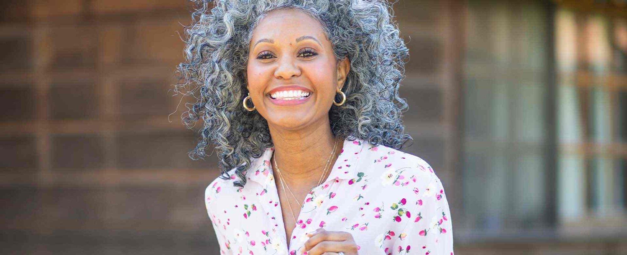 Loreal Paris Article 5 Ways To Get Your Gray Curly Hair Looking Its Best D