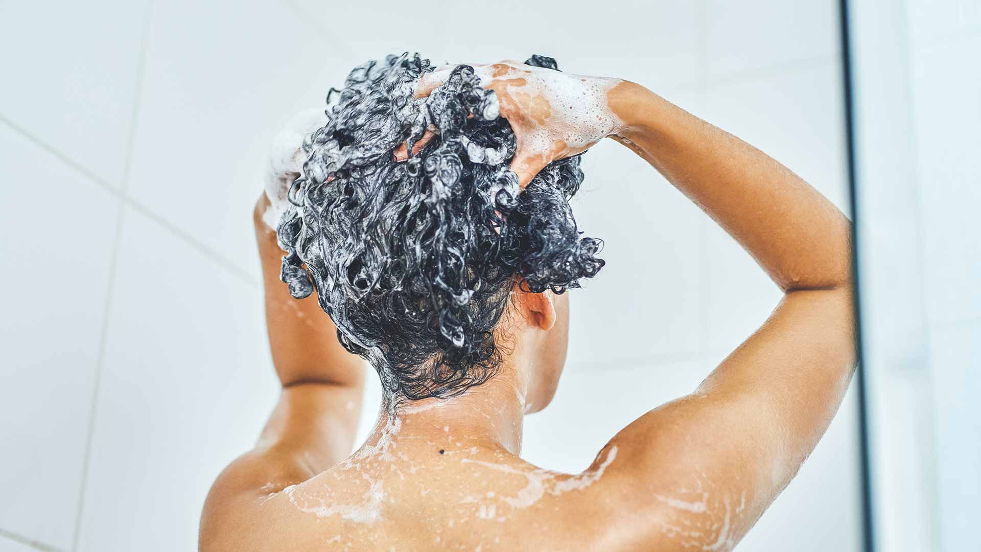 What Is Hair Cleanser? About This Shampoo Alternative - L'Oréal Paris