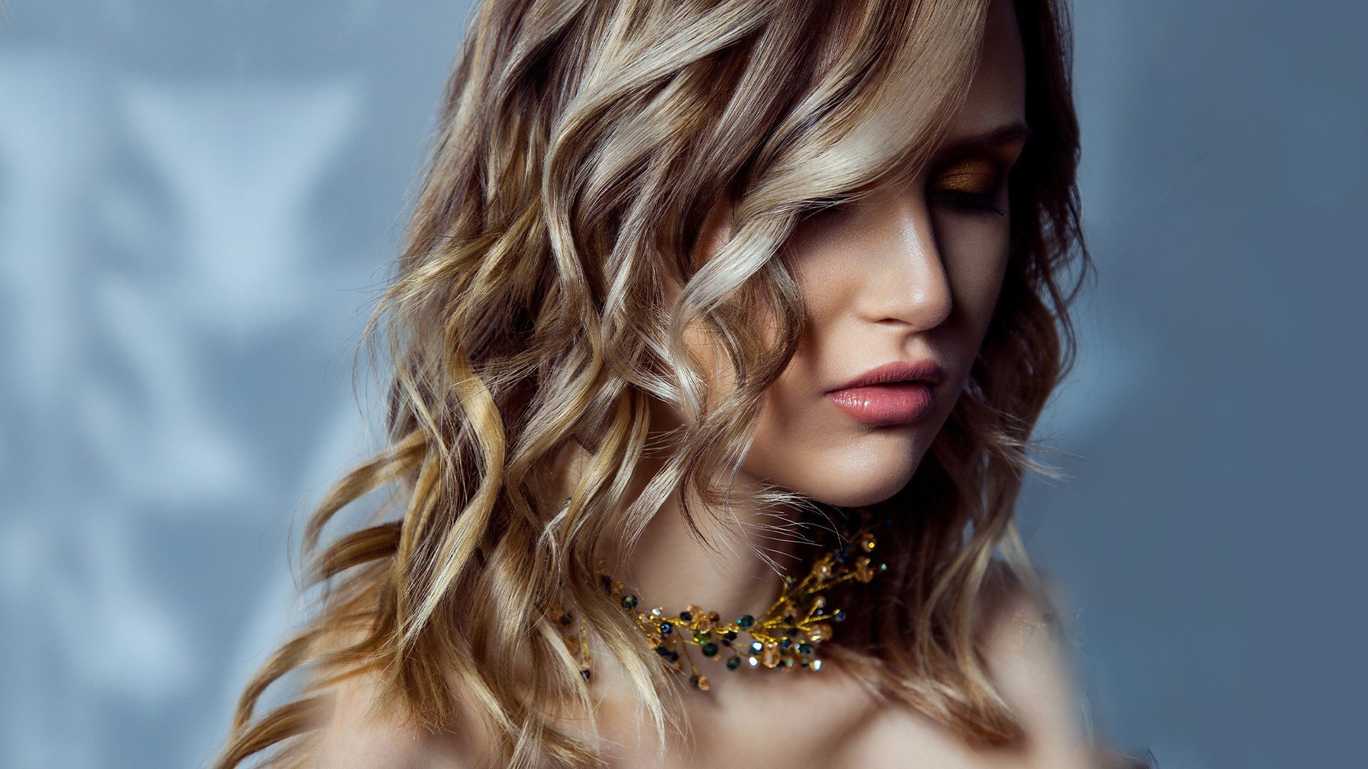 Hair Streaks: 18 Stylish Options for Streaks of Color - L'Oréal Paris