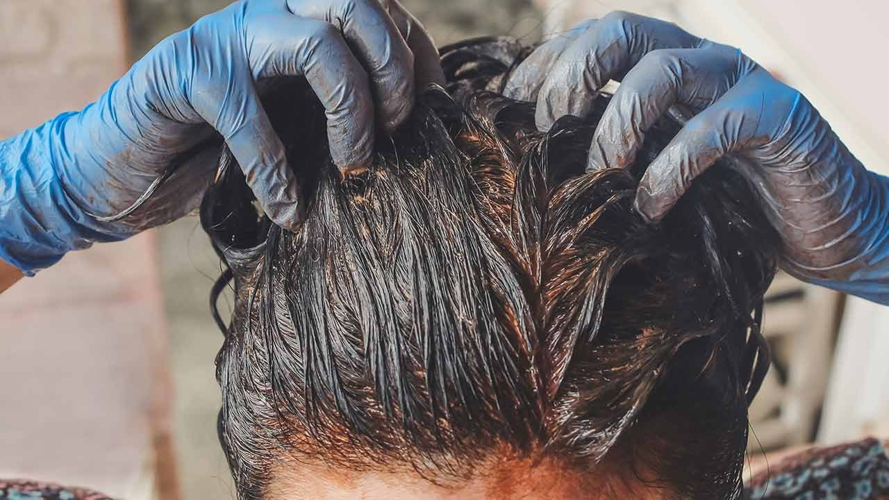 Henna Dye For Hair: Your Complete Guide - L'Oréal Paris