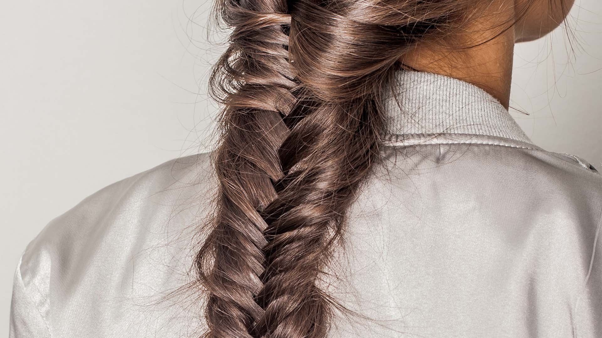 How to Do a Fishtail Braid | Easy Hairstyle Tutorial - L'Oréal Paris