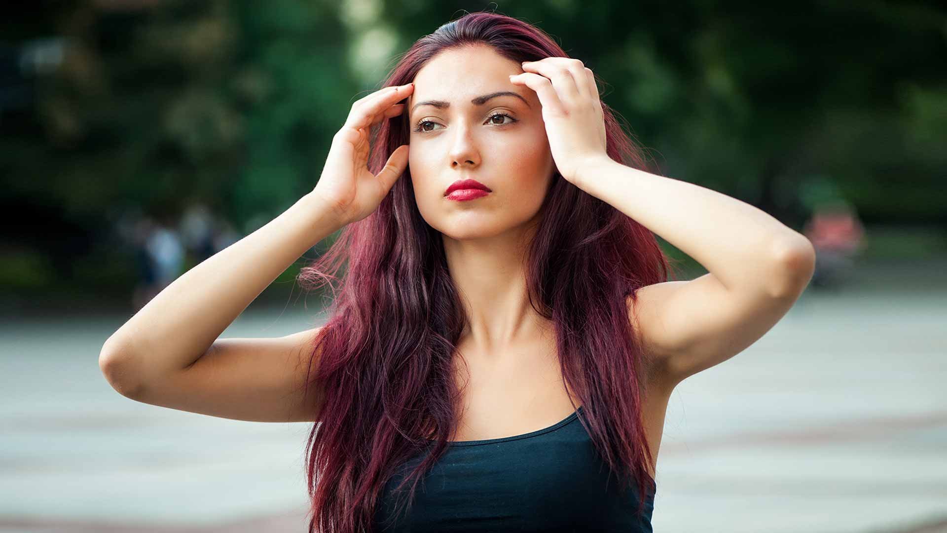 Avon Permanent Hair Dye - Deep Mahogany Red 5.65 - Long-lasting Vibrant  Colour | eBay