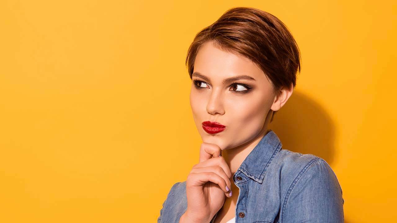 How to Get a Short Swept Back Hairstyle - L'Oréal Paris
