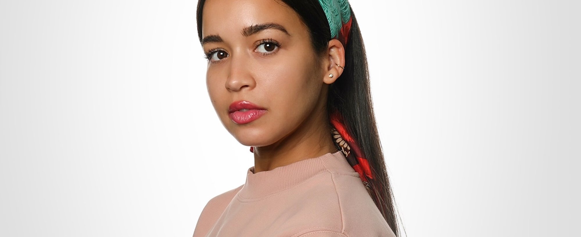 Loreal Paris BMAG Article How to Wear a Head Wrap or Hair Scarf D