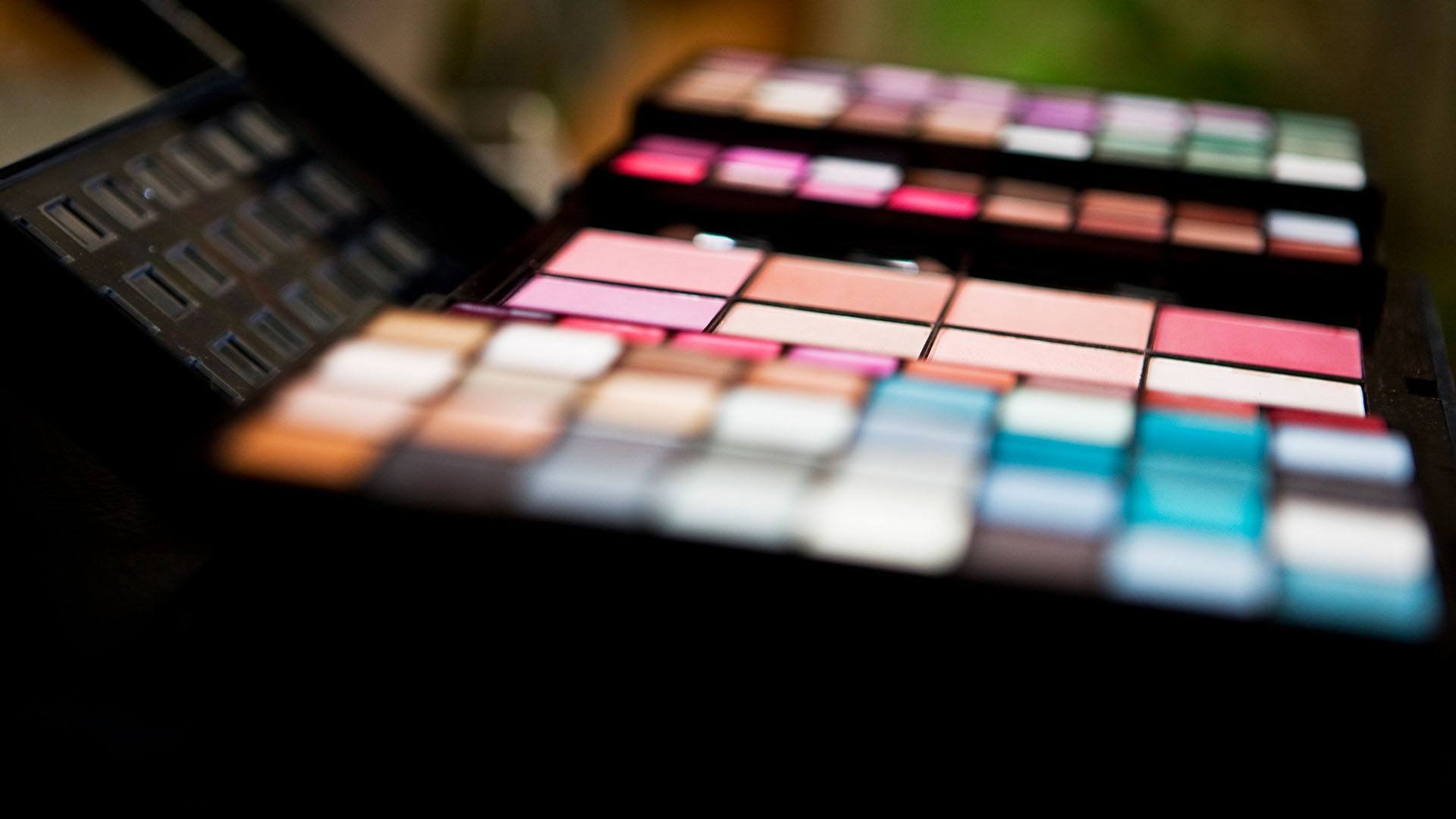 DIY Makeup Palettes Organizers and Holders You’ll Love L’Oréal Paris