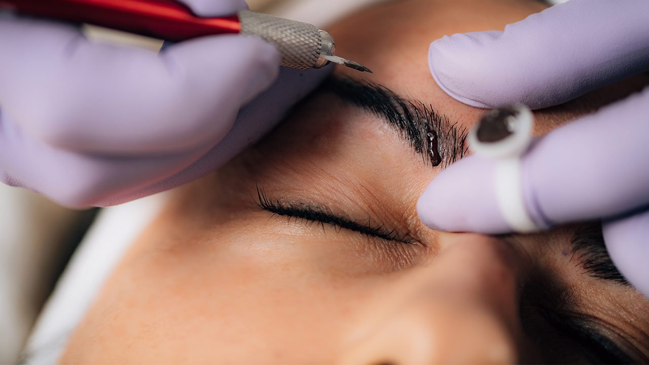 LOreal Paris BMAG Article What Is Microblading Your Complete Guide to Microbladed Brows D