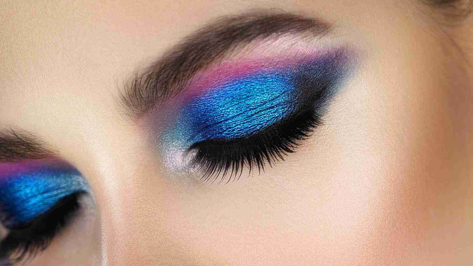 White hair and blue eyeshadow makeup tutorial - wide 2
