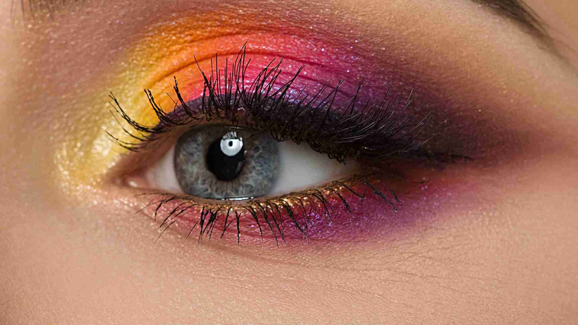 Loreal Paris Article 10 Gorgeous Pink And Yellow Eyeshadow D