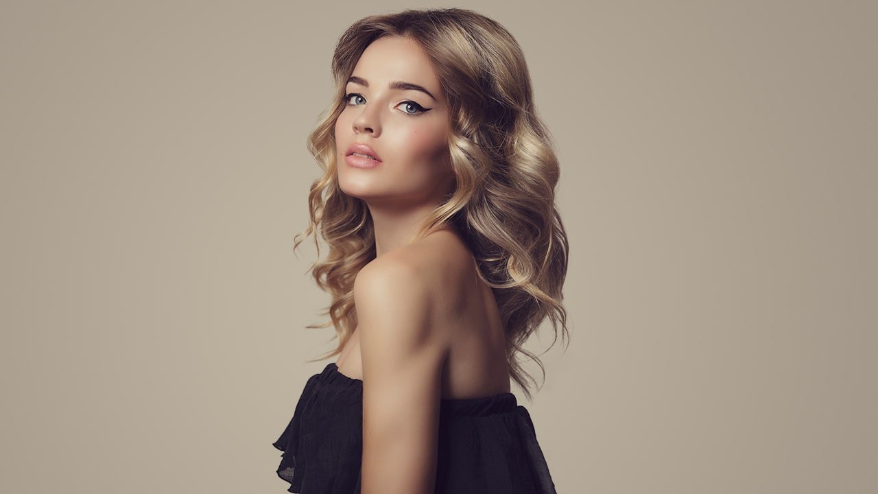 Loreal Paris BMAG Article Sand Hair Is The Beachy Blonde Balayage Of Your Dreams D