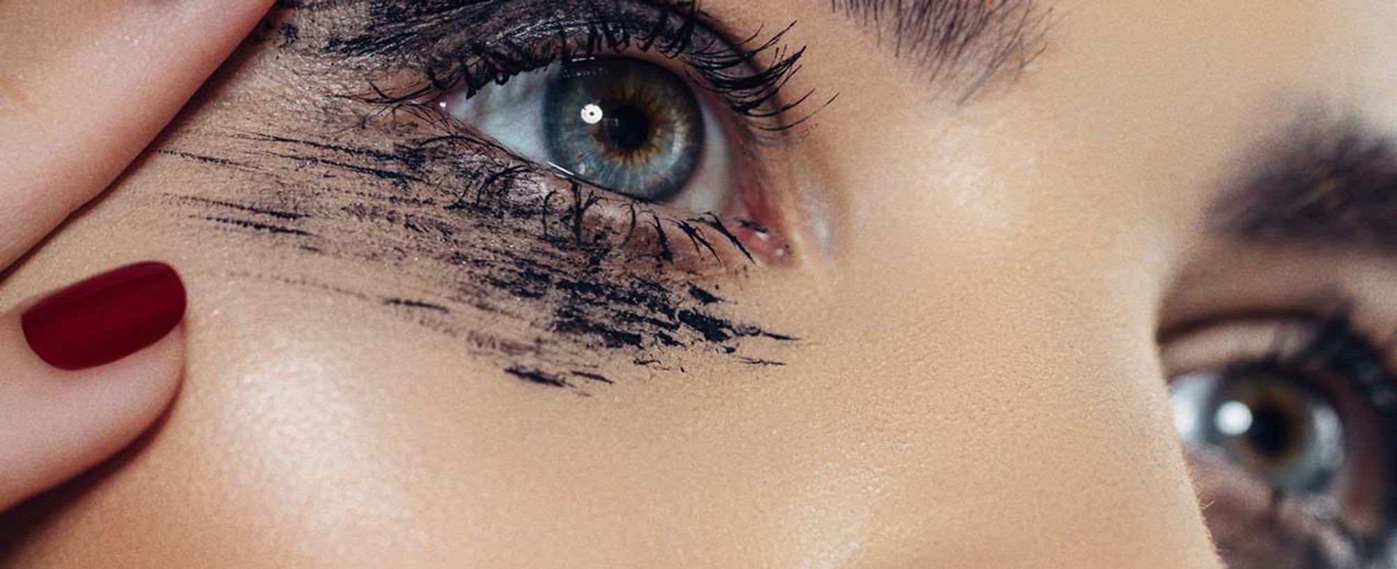 Loreal Paris BMAG Article How to Prevent Smudged Mascara D