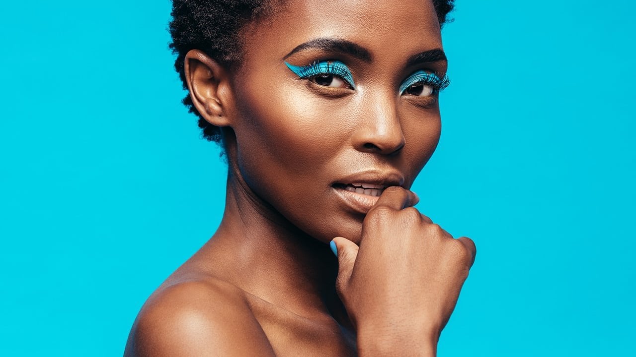 How Create a Teal Eye Makeup Look - L'Oréal