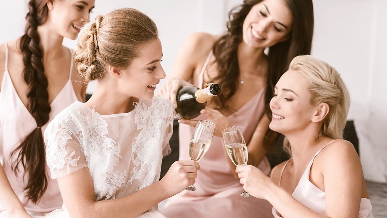 Loreal Paris BMAG Article The Best Wedding Makeup for Blush Bridesmaid Dresses and Wedding Dresses D