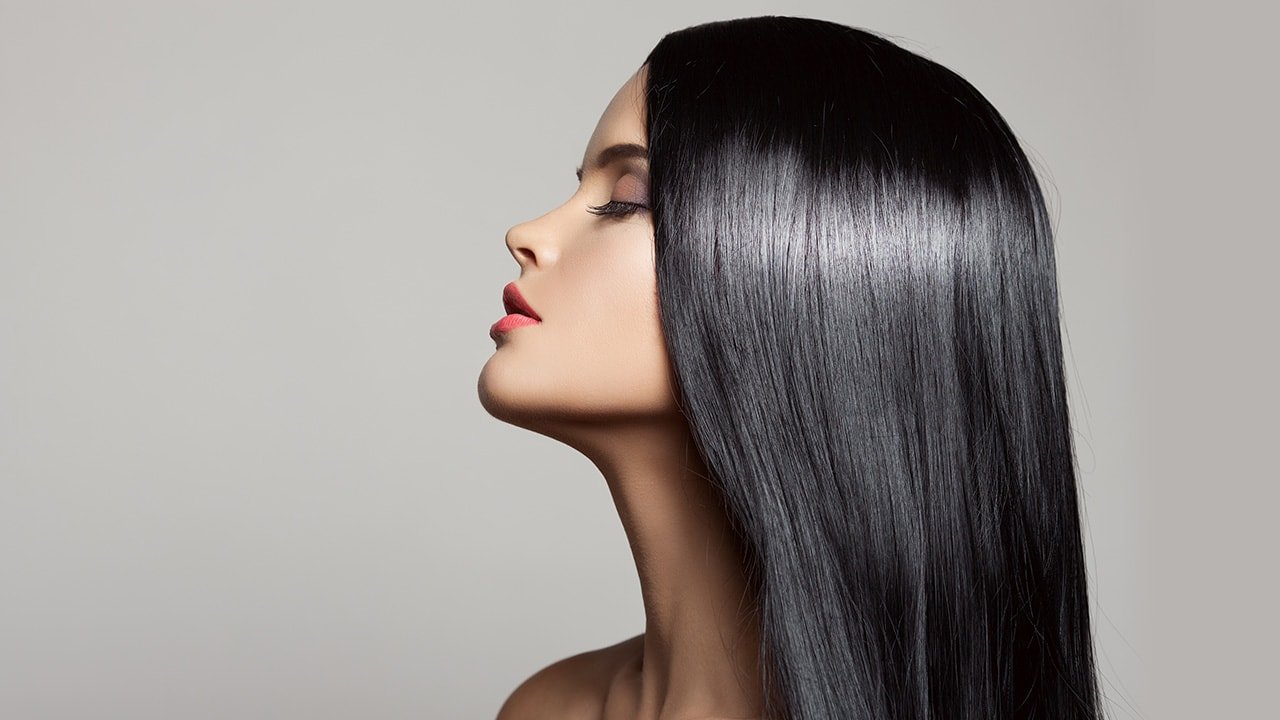 What Is a Hair Gloss? (Hair Gloss vs. Hair Glaze) L’Oréal Paris