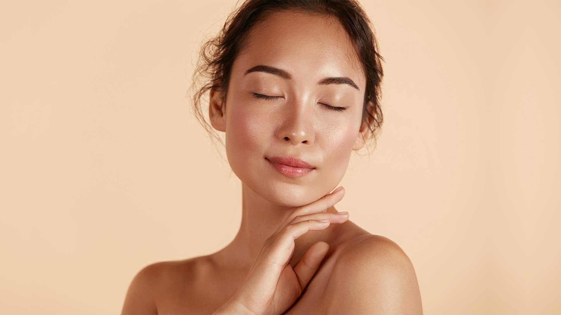 How To Get Dewy Skin 11 Tips You Need To Know L Oreal Paris