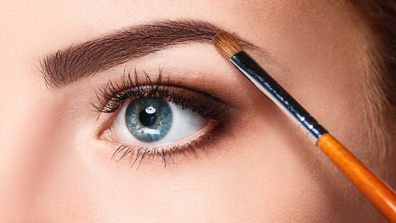 Loreal Paris BMAG Article 5 Makeup Mistakes That Could Happen When You Fill in Your Eyebrows D