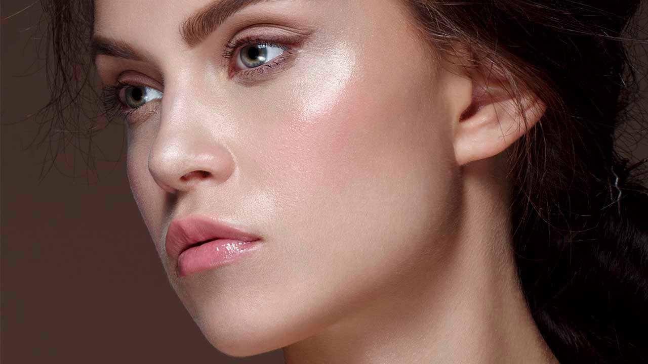 Bright Light Highlighter - Makeup Revolution