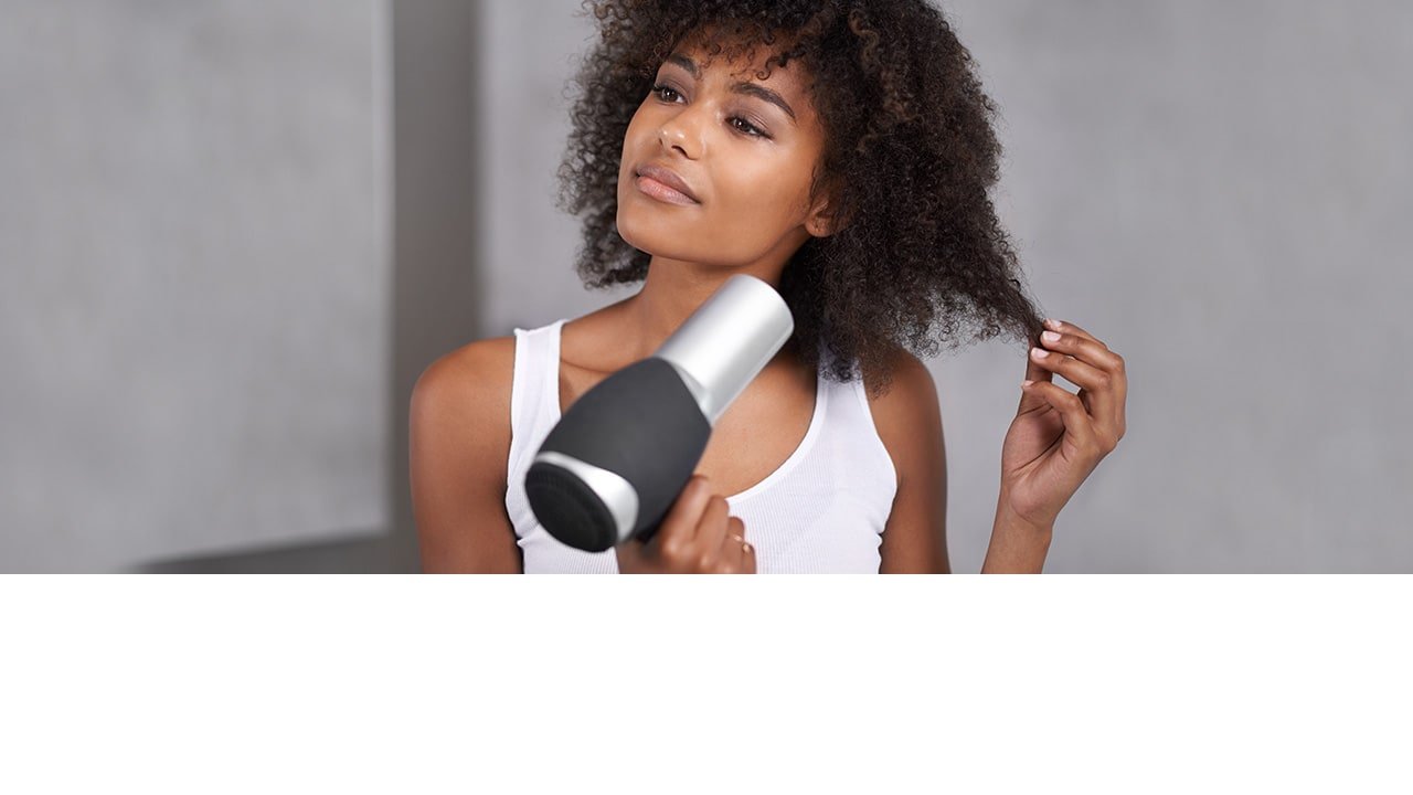 Loreal Paris BMAG Article How To Blow Dry Curly Hair D