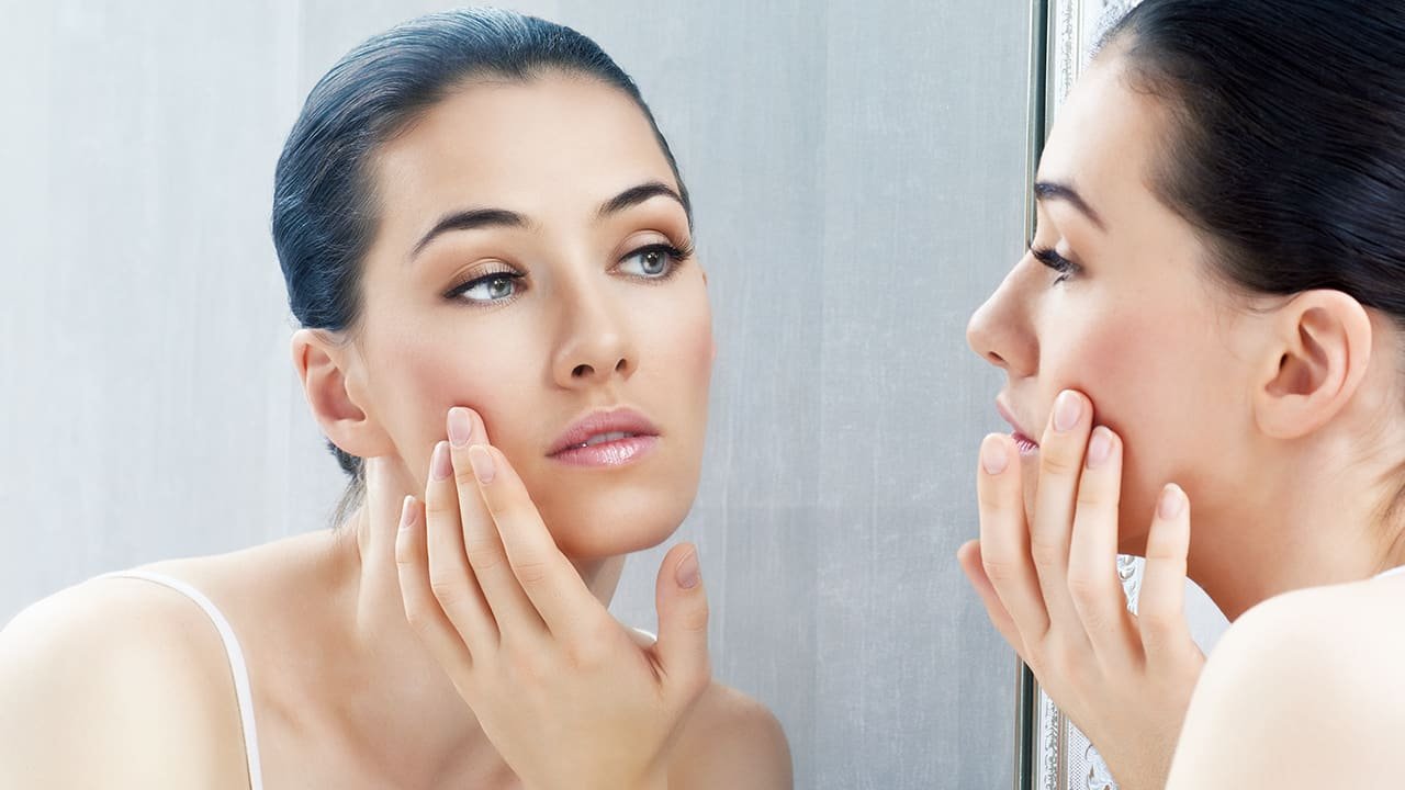 Loreal Paris BMAG Article The Best Primer For Your Skin Type D