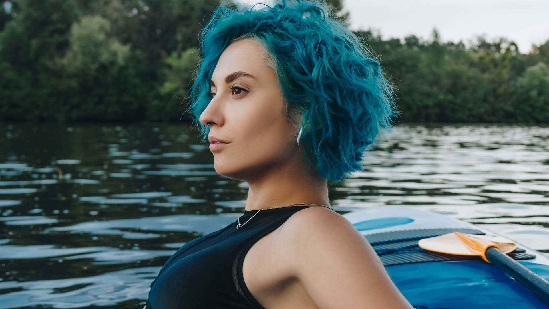 How to Get a Teal or Turquoise Hair Color - L'Oréal Paris