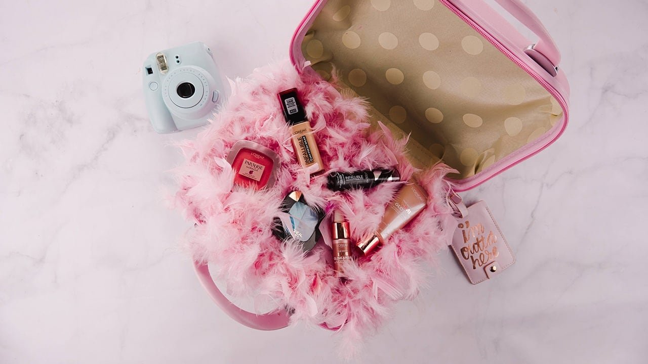 Loreal Paris BMAG Article How To Pack Your Makeup When You Travel D