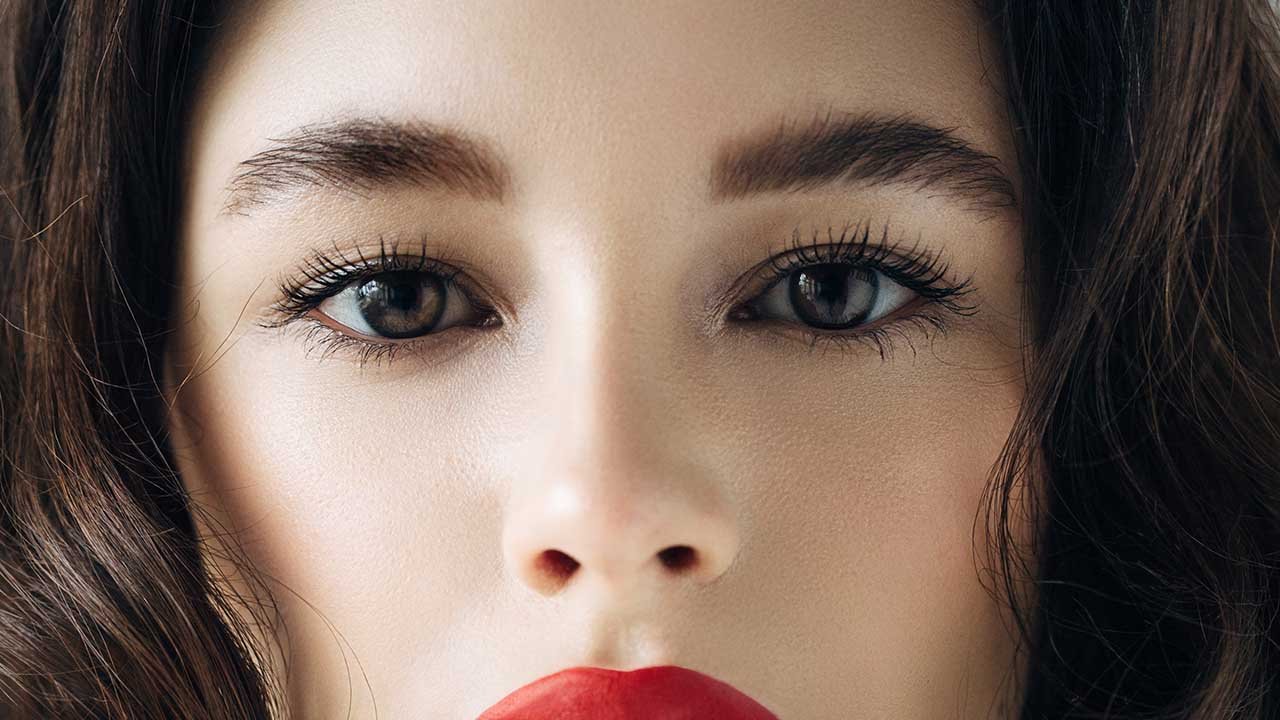 Loreal Paris Bmag Article How To Use Eyebrow Mascara D